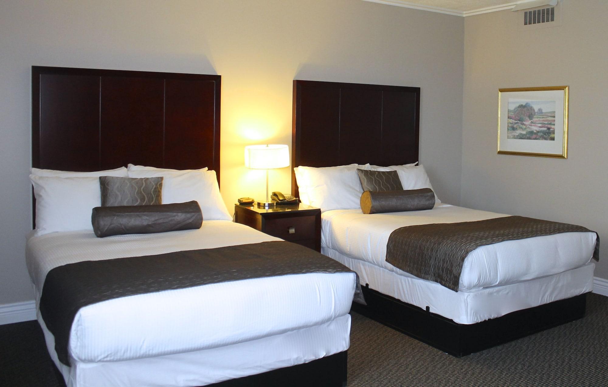 Capital City Center Hotel Виктория Экстерьер фото