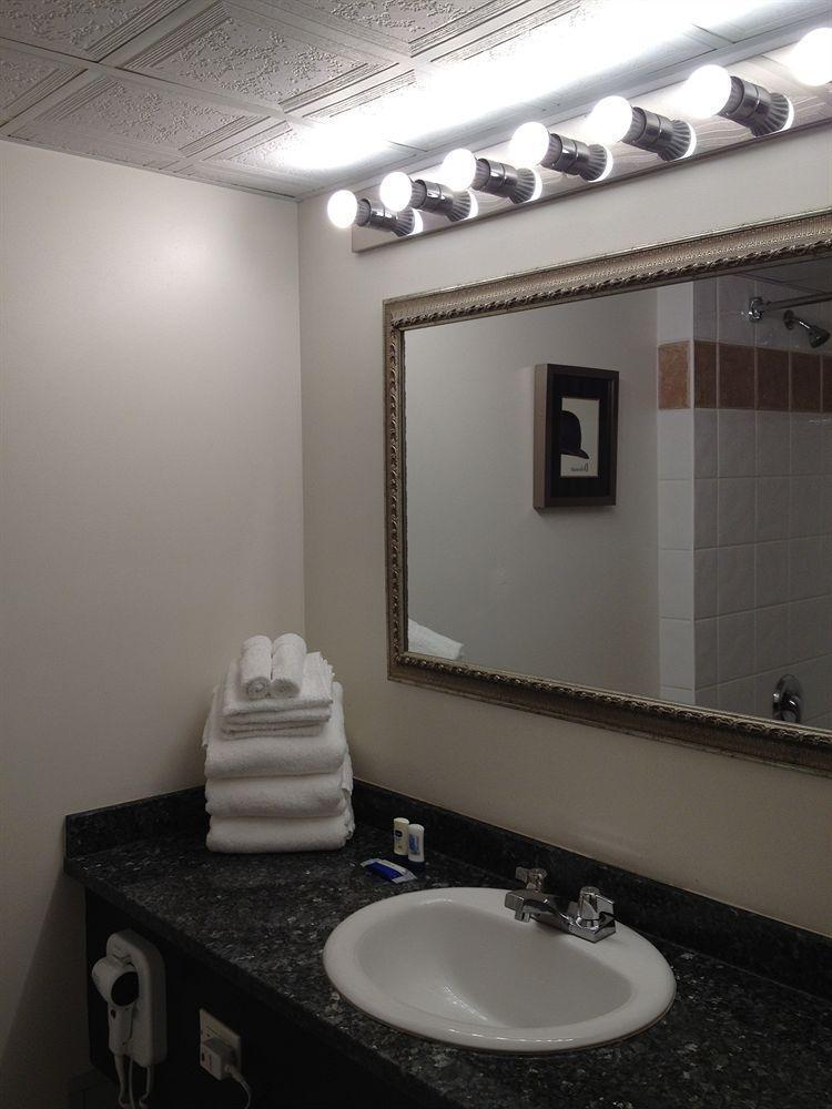Capital City Center Hotel Виктория Номер фото